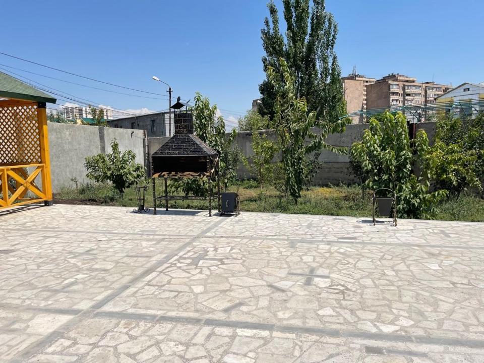 Golden Seconds Hotel Erivan Dış mekan fotoğraf