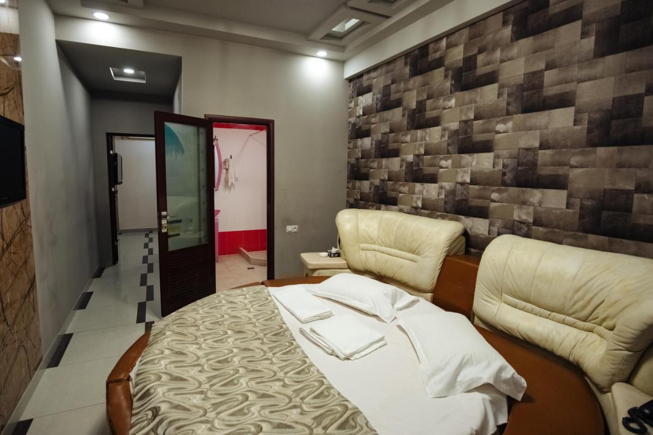 Golden Seconds Hotel Erivan Dış mekan fotoğraf