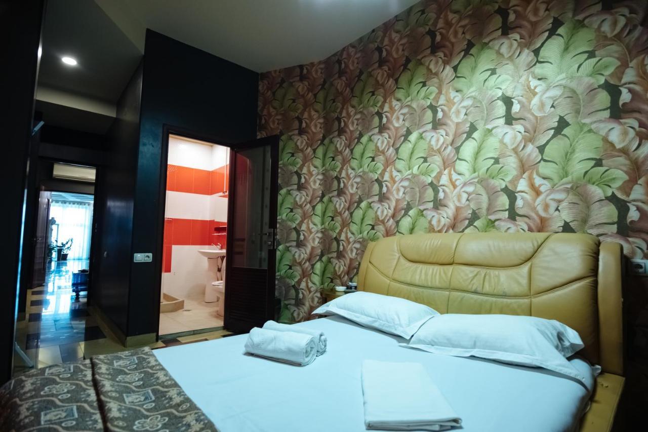 Golden Seconds Hotel Erivan Dış mekan fotoğraf
