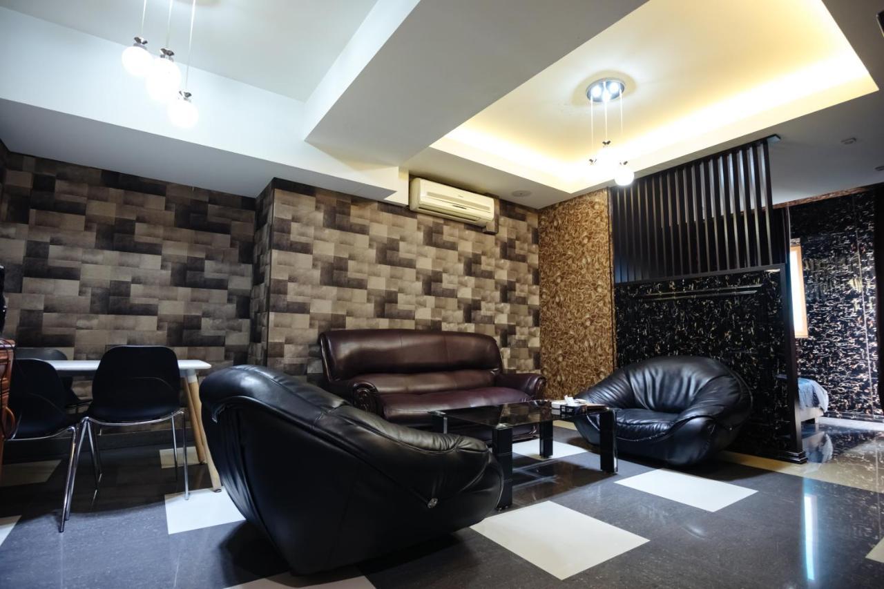 Golden Seconds Hotel Erivan Dış mekan fotoğraf