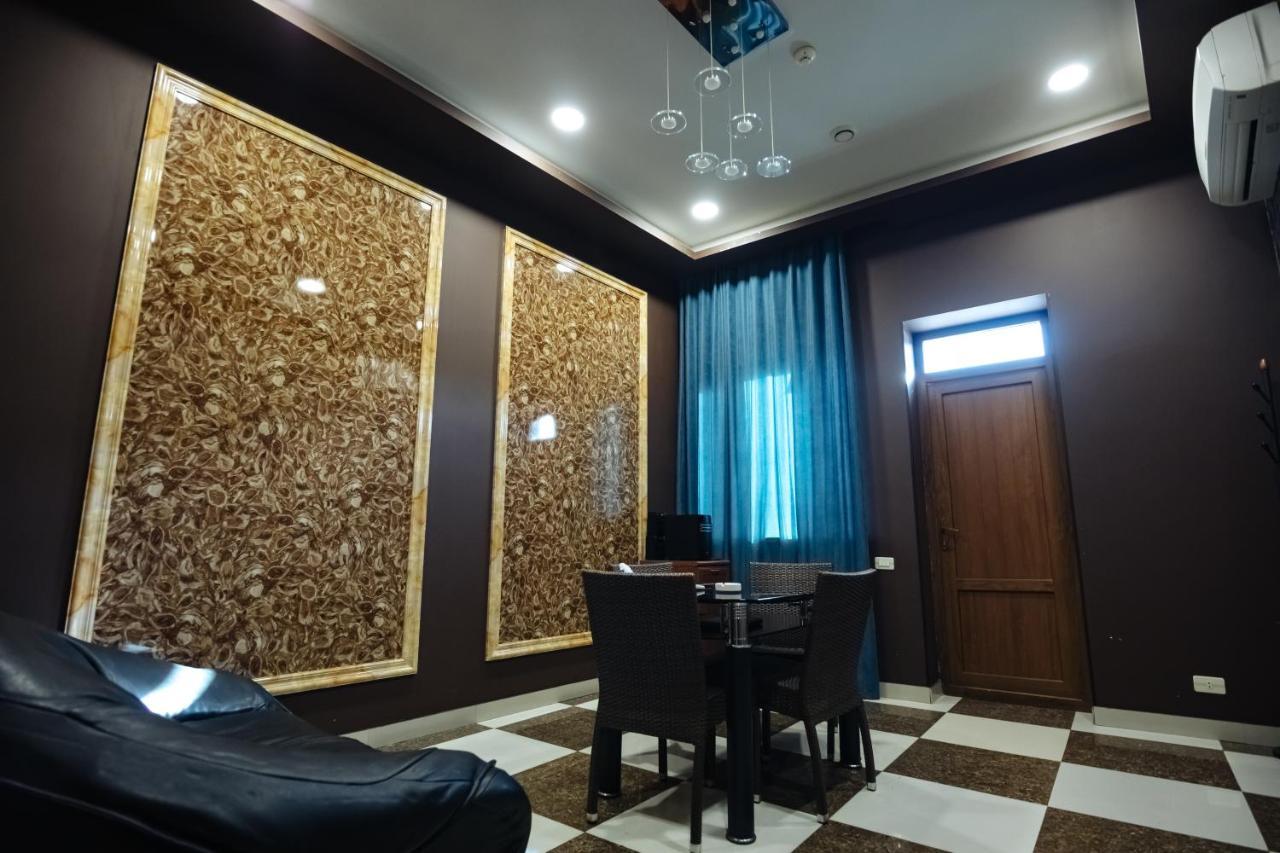 Golden Seconds Hotel Erivan Dış mekan fotoğraf