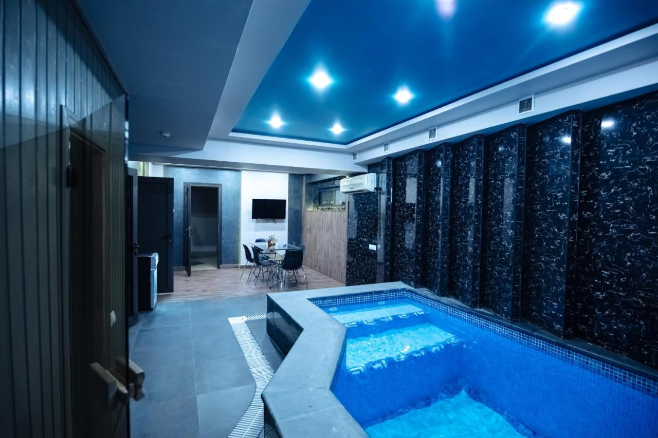 Golden Seconds Hotel Erivan Dış mekan fotoğraf