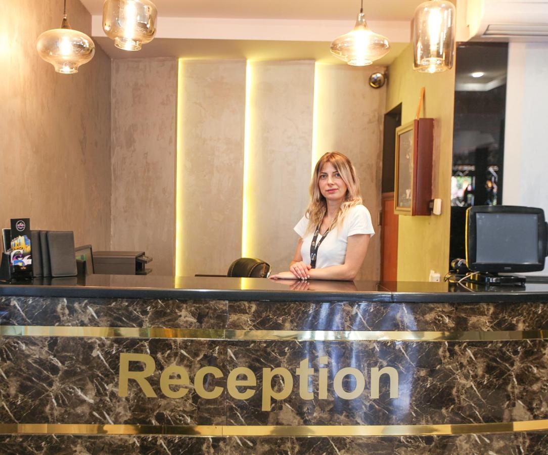 Golden Seconds Hotel Erivan Dış mekan fotoğraf