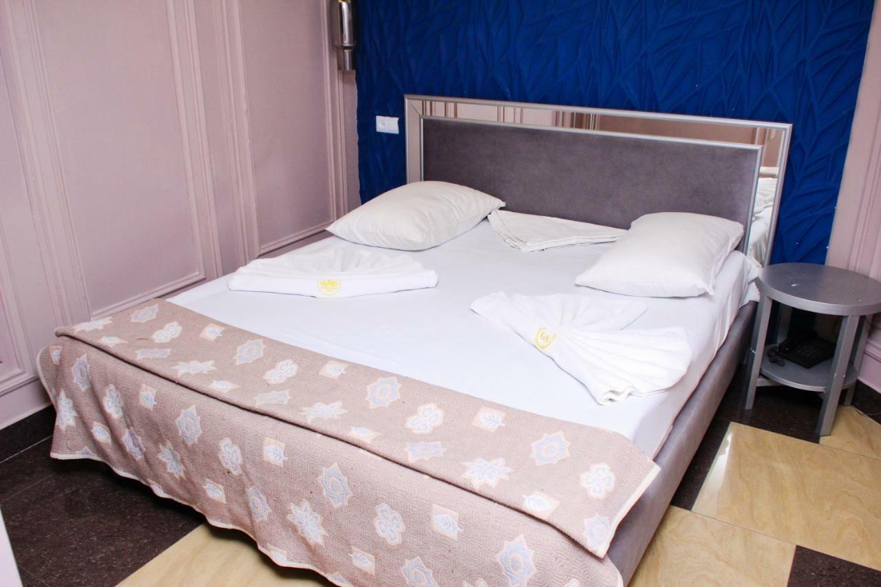 Golden Seconds Hotel Erivan Dış mekan fotoğraf