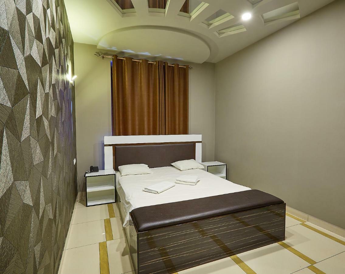 Golden Seconds Hotel Erivan Dış mekan fotoğraf
