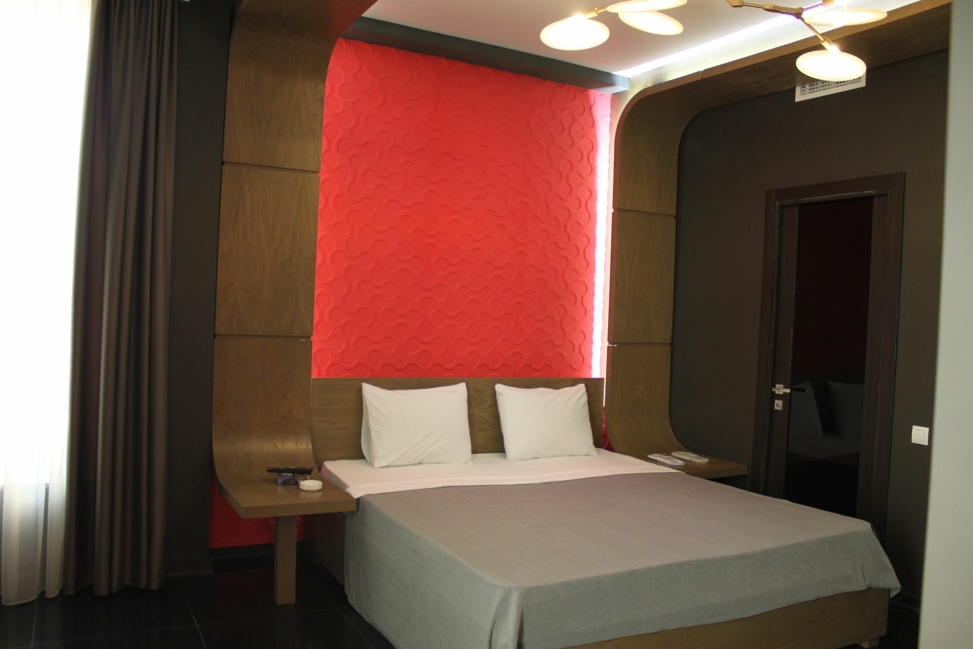 Golden Seconds Hotel Erivan Dış mekan fotoğraf